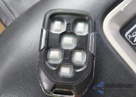 2017 GMC Yukon Denali z USA, uszkodzony, nr VIN 1GKS1CKJ6HR314101